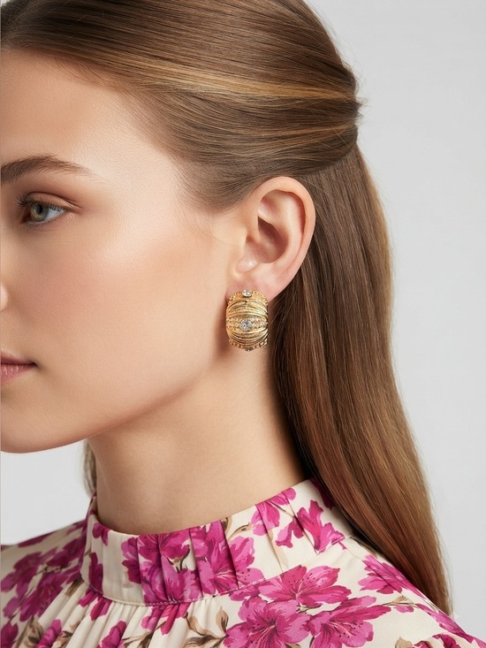 Fashion Jewelry Jewelry - Vintage 80s Gold Dome Earrings | Ribbed Rhinestone Statement